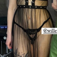  Nude
