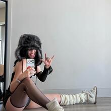  Nude