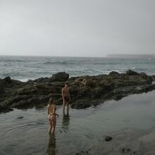  Nude