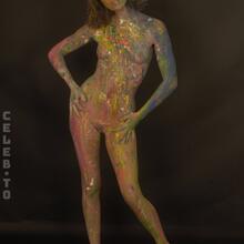  Nude