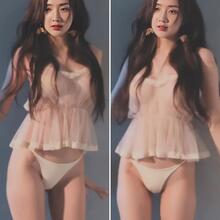  Nude