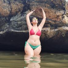  Nude