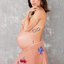  Nude