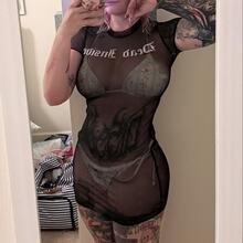  Nude