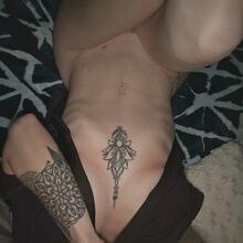 Nude