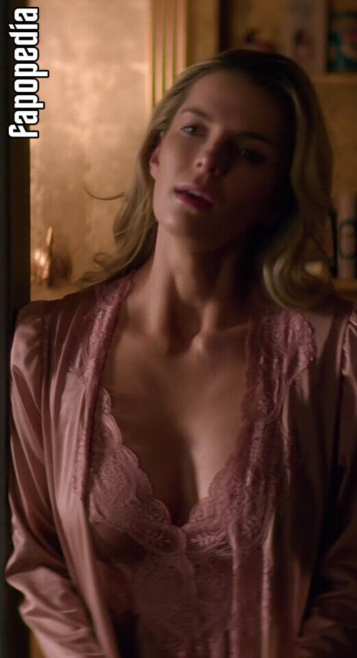 Betty Gilpin