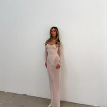  Nude