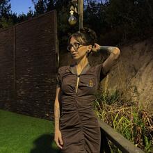  Nude