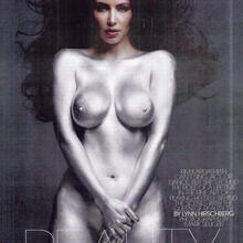  Nude