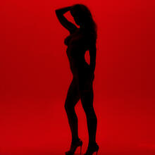  Nude