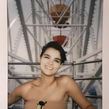  Nude