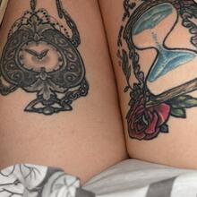  Nude