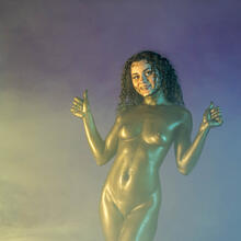  Nude