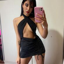  Nude