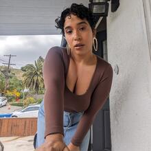  Nude