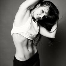  Nude