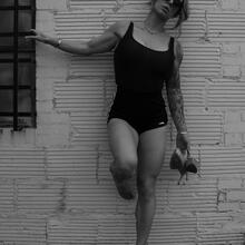  Nude