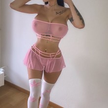  Nude