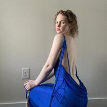  Nude