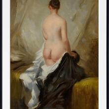  Nude