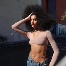  Nude