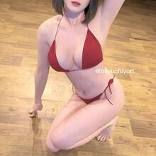  Nude