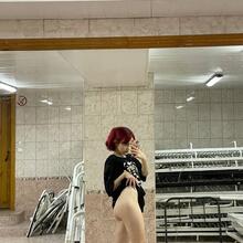  Nude