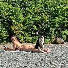  Nude