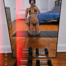  Nude