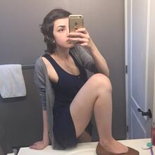  Nude