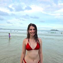  Nude
