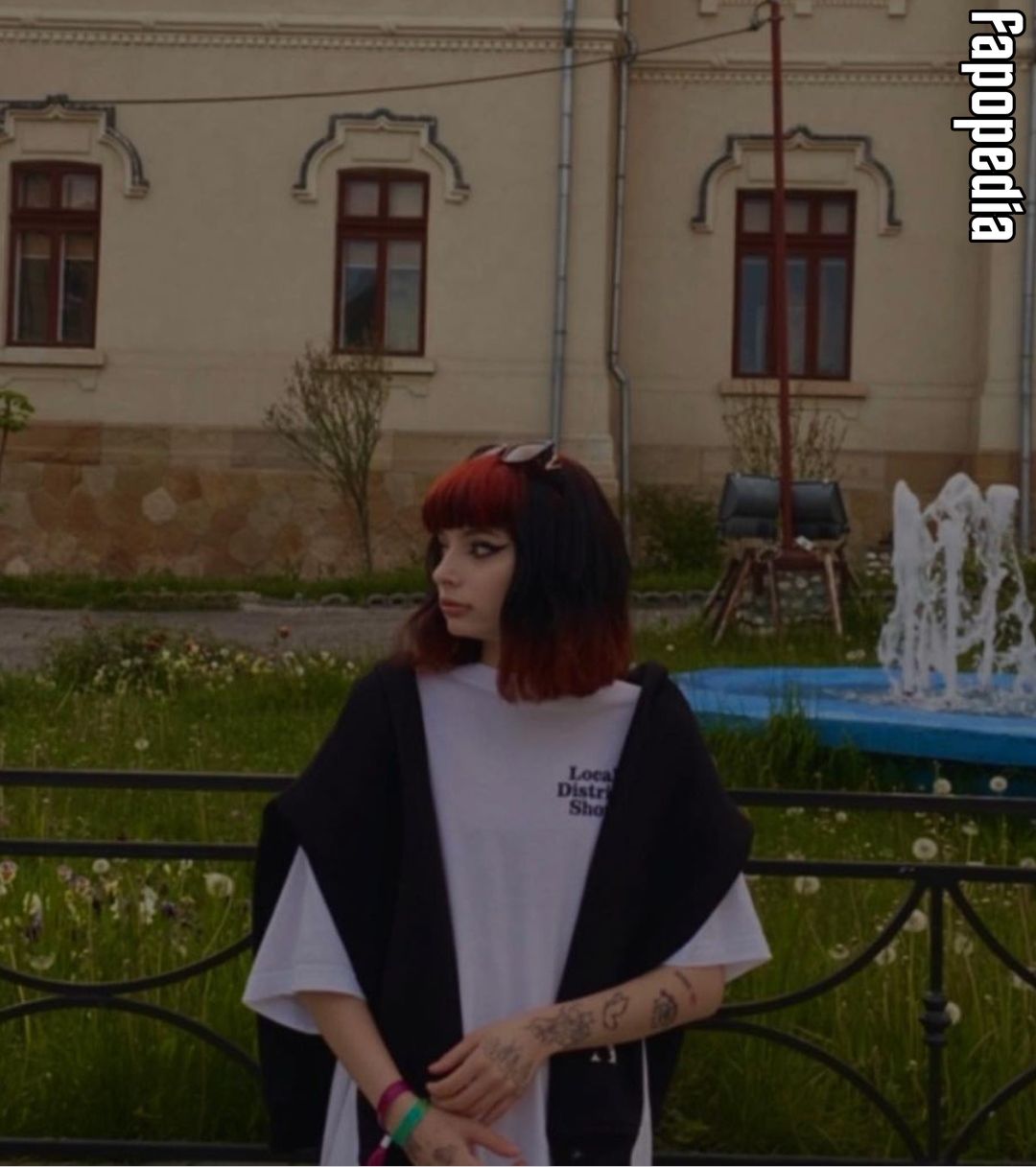 Corina Budinsky Nude OnlyFans Leaks - Photo #2090165 - Fapopedia