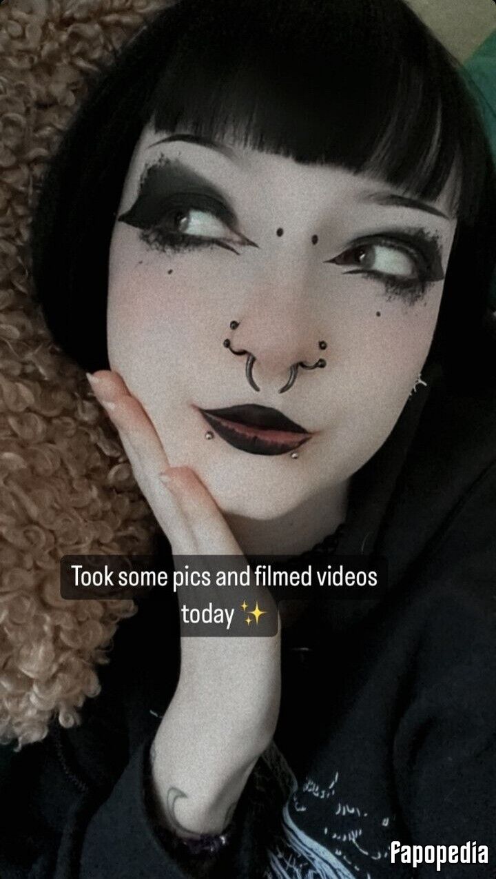 CreepyCassy Nude OnlyFans Leaks - Photo #4676472 - Fapopedia