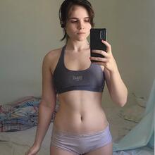  Nude