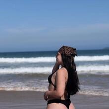  Nude