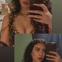  Nude