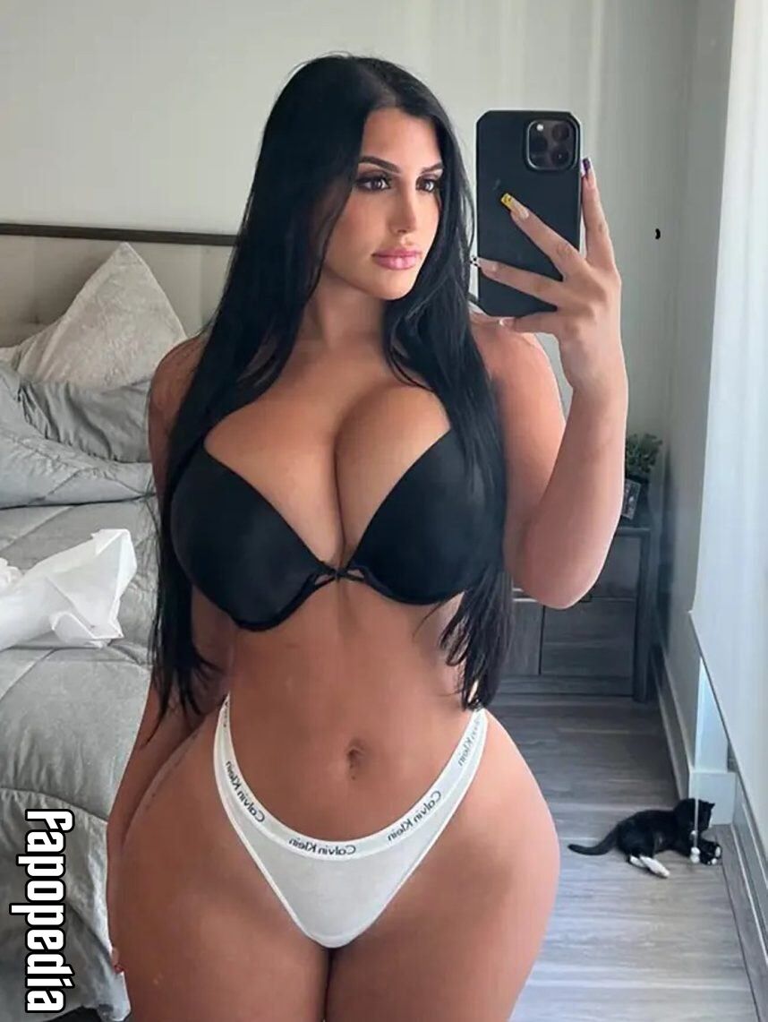 Daniella Lynn