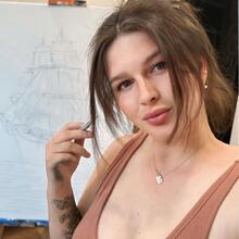 Nude