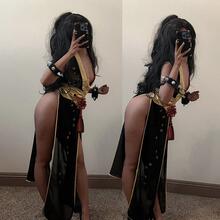  Nude
