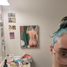  Nude