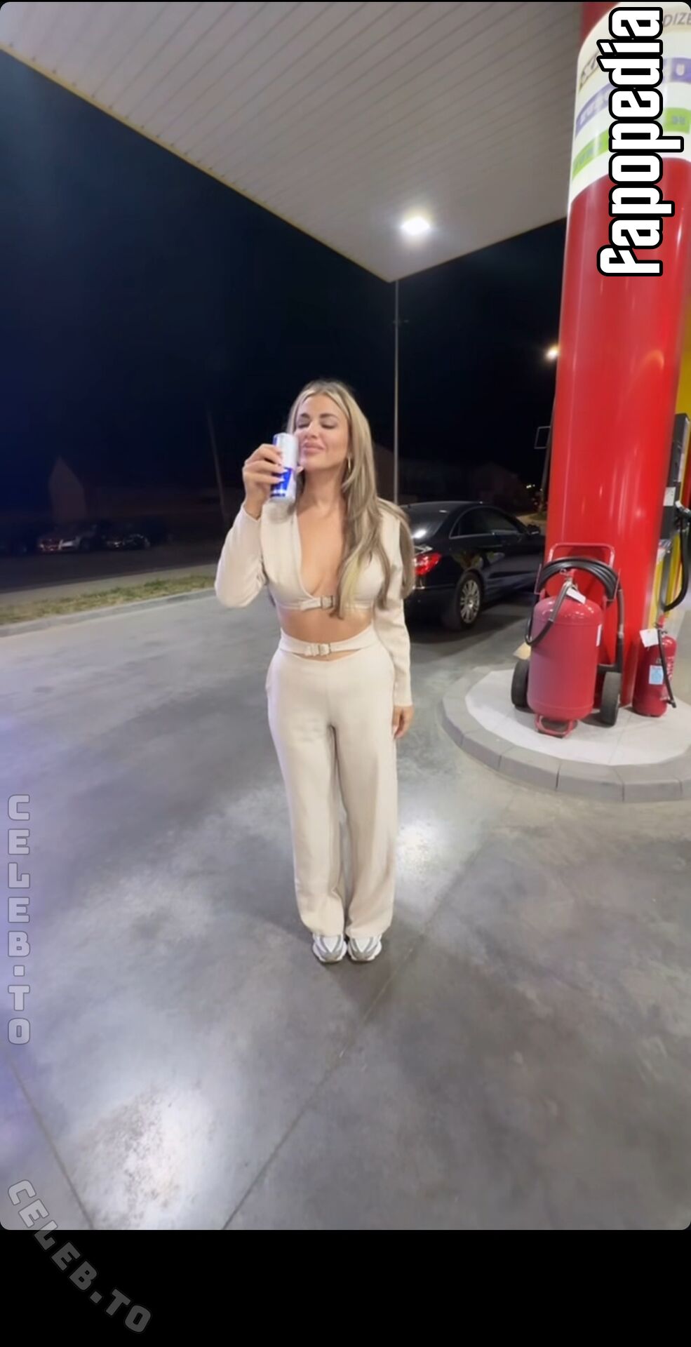 Deeanaofficial