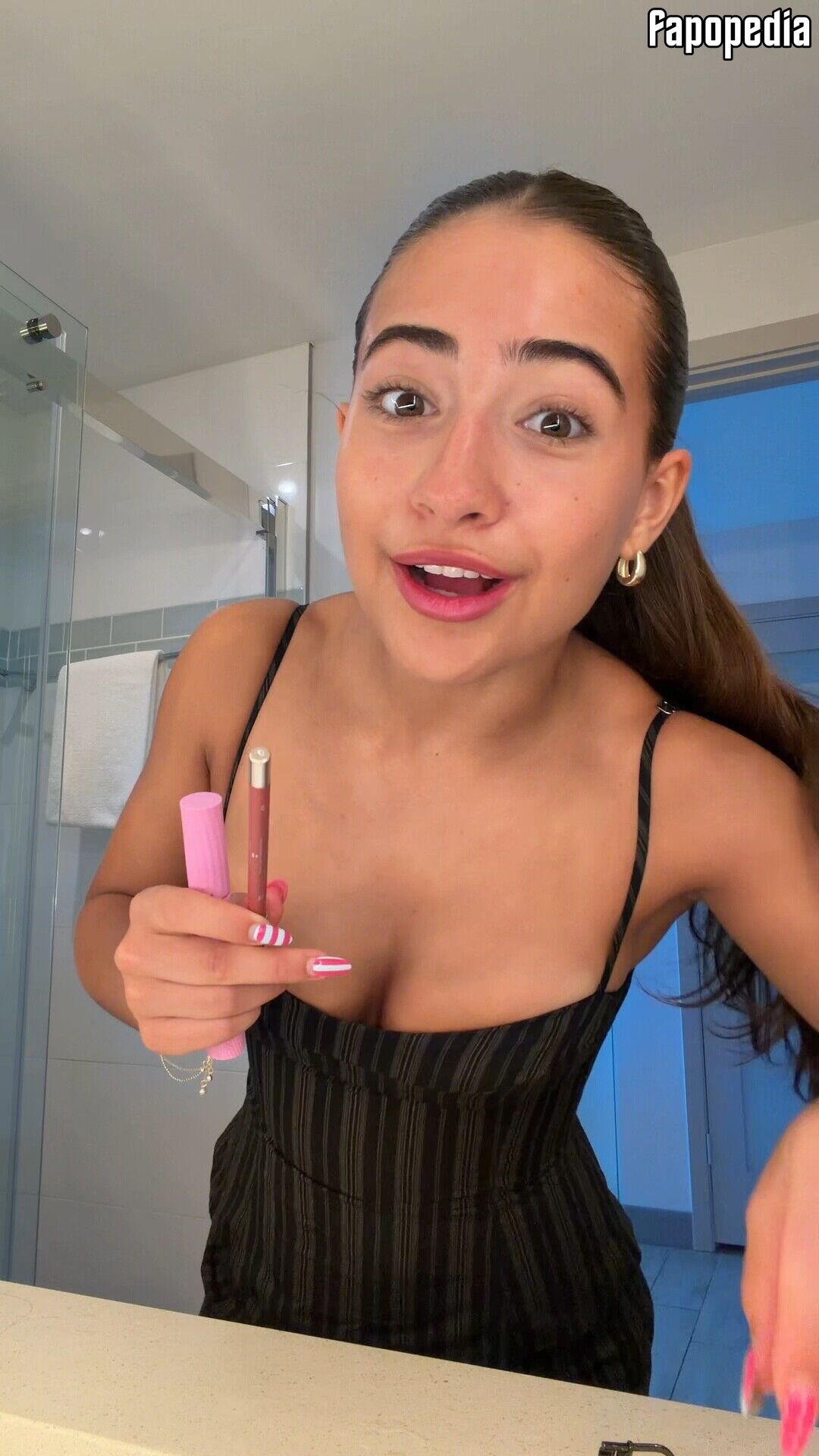 Demetra Dias Nude Leaks