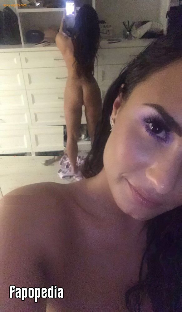 Demi Lovato Nude Leaks