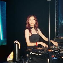 DJ Camgirl Nude OnlyFans Leaks 2024 - Fapopedia