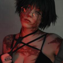 Nude