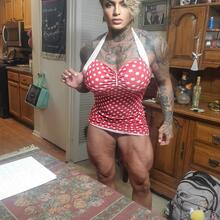  Nude