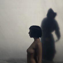  Nude