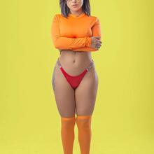  Nude
