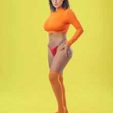 Nude