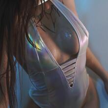 Nude